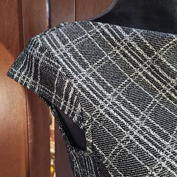 CUTE Banana Republic Fitted Plaid Sheath Mini Dress Size 2 - Picture 2 of 10